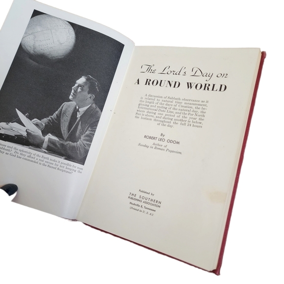 VINTAGE x‎ ROBERT ODOM The Lord's Day on A Round World hardback book circa 1946 - Picture 2 of 12